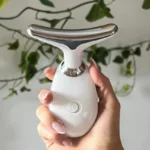 Hexibella MicroGlow Device