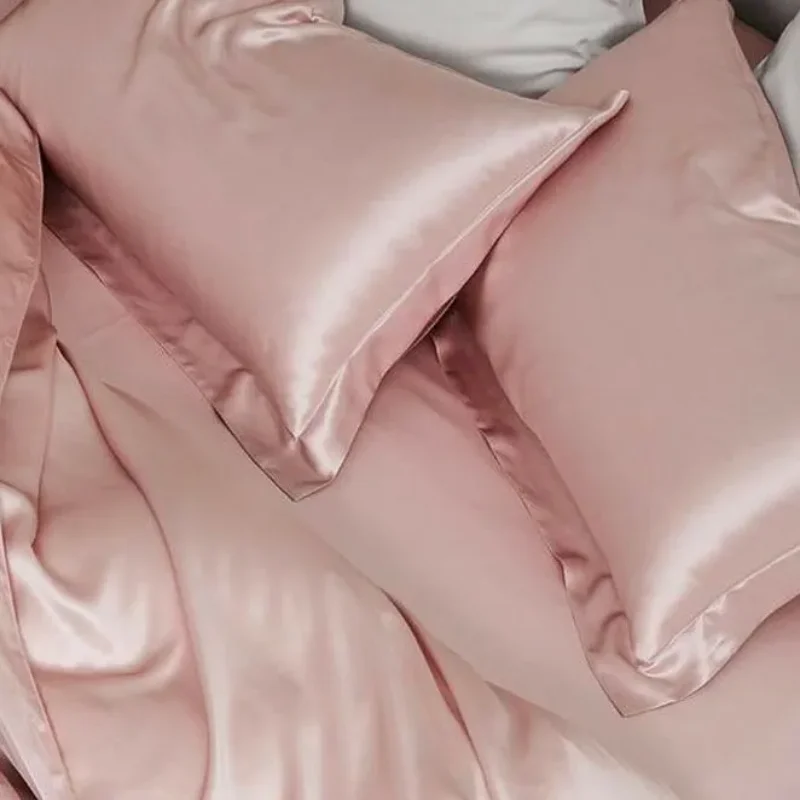 hexibella-015 Hexibella Silk Pillowcase