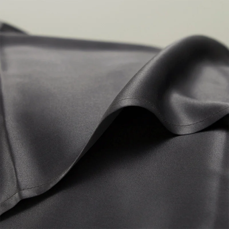 hexibella-025 Hexibella Silk Pillowcase